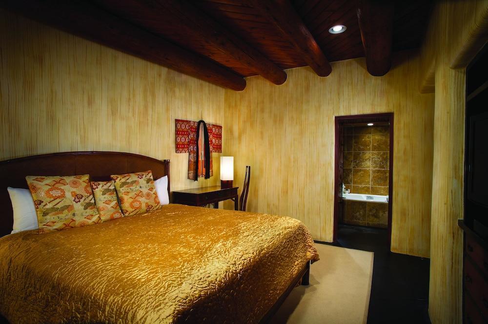 เอล มอนเต ซากราโด - เฮอริเทจ โฮเต็ล แอนด์ รีสอร์ต Hotel เทาส์ ภายนอก รูปภาพ