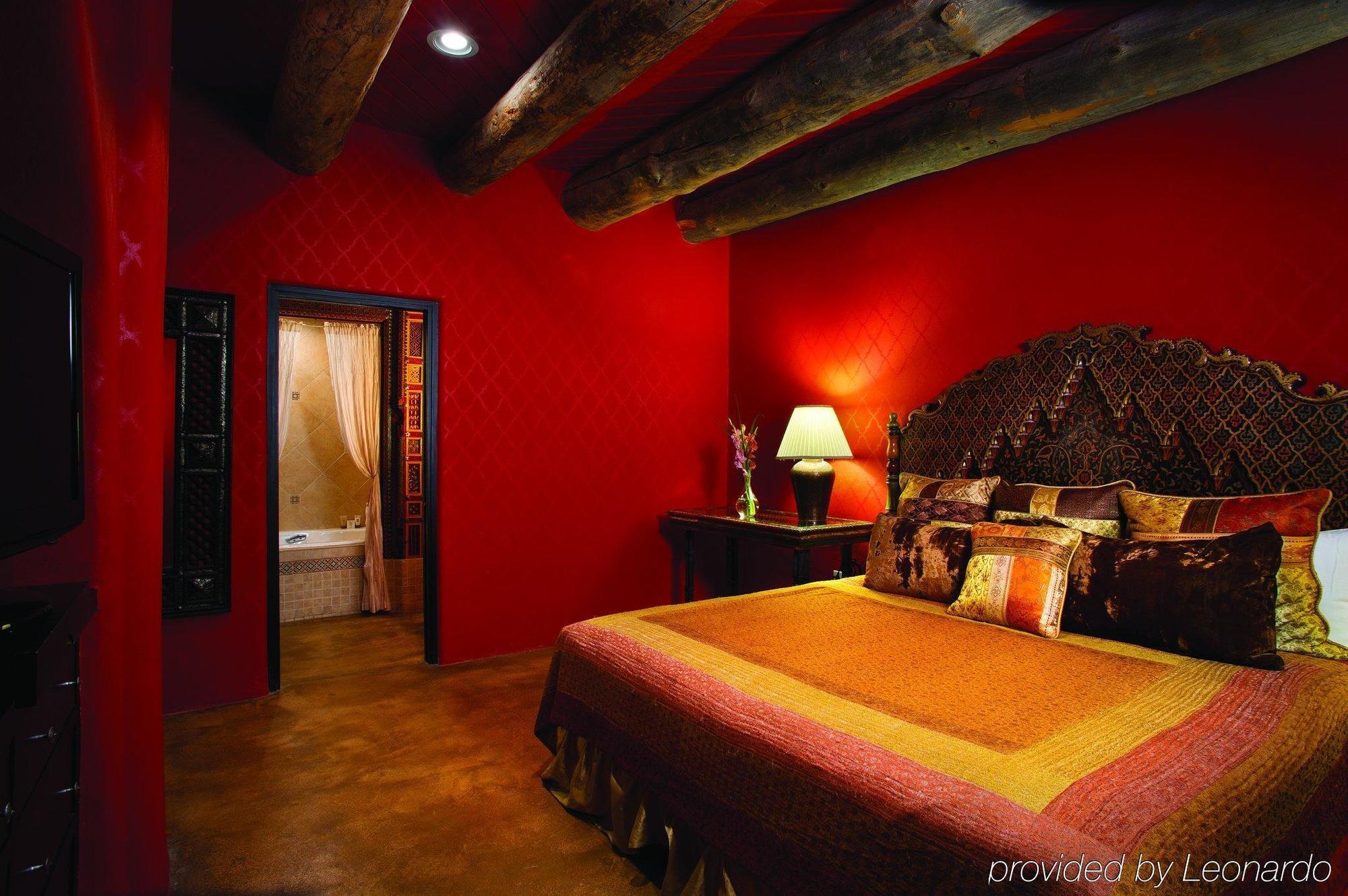 เอล มอนเต ซากราโด - เฮอริเทจ โฮเต็ล แอนด์ รีสอร์ต Hotel เทาส์ ภายนอก รูปภาพ
