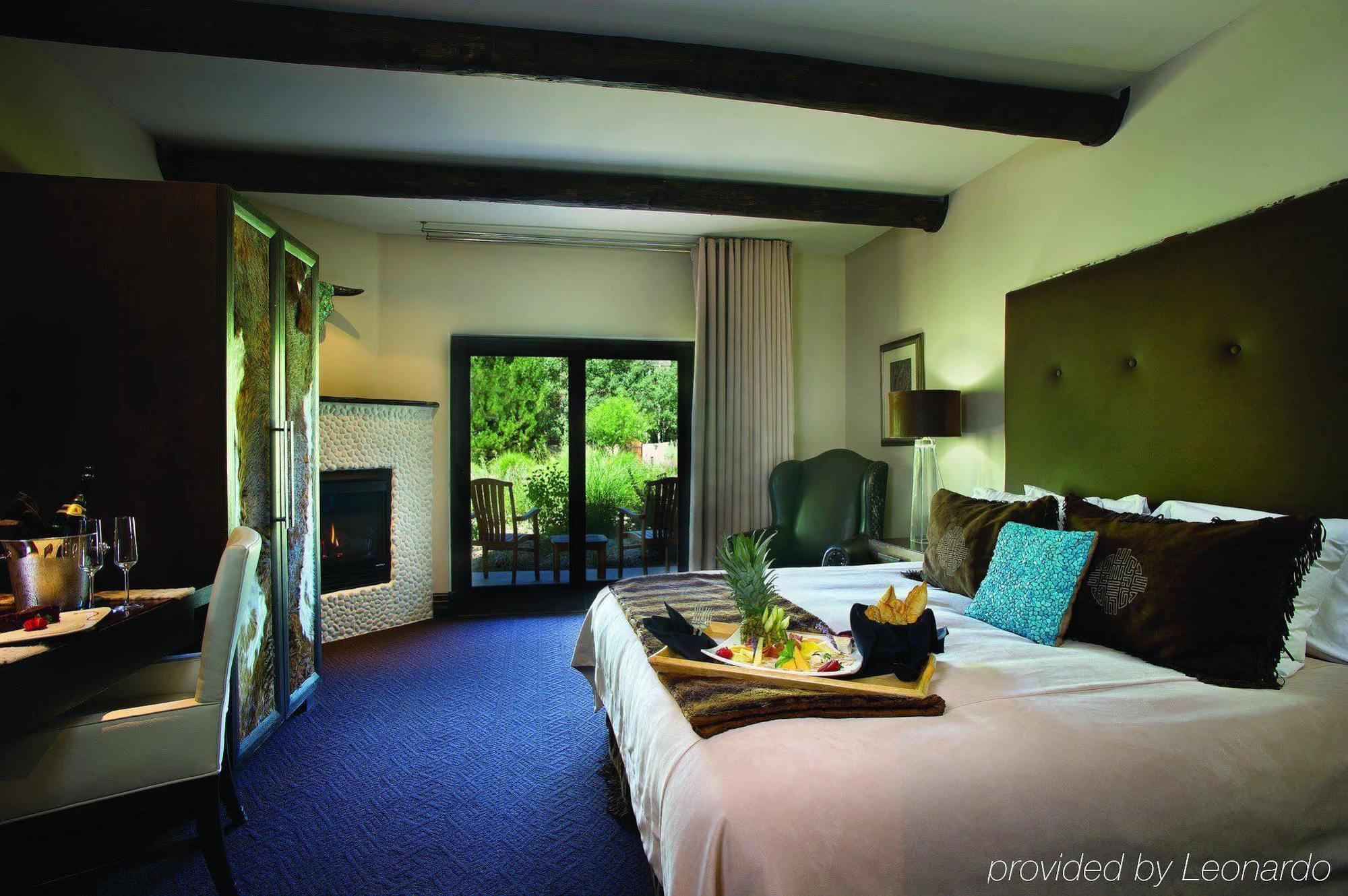 เอล มอนเต ซากราโด - เฮอริเทจ โฮเต็ล แอนด์ รีสอร์ต Hotel เทาส์ ภายนอก รูปภาพ