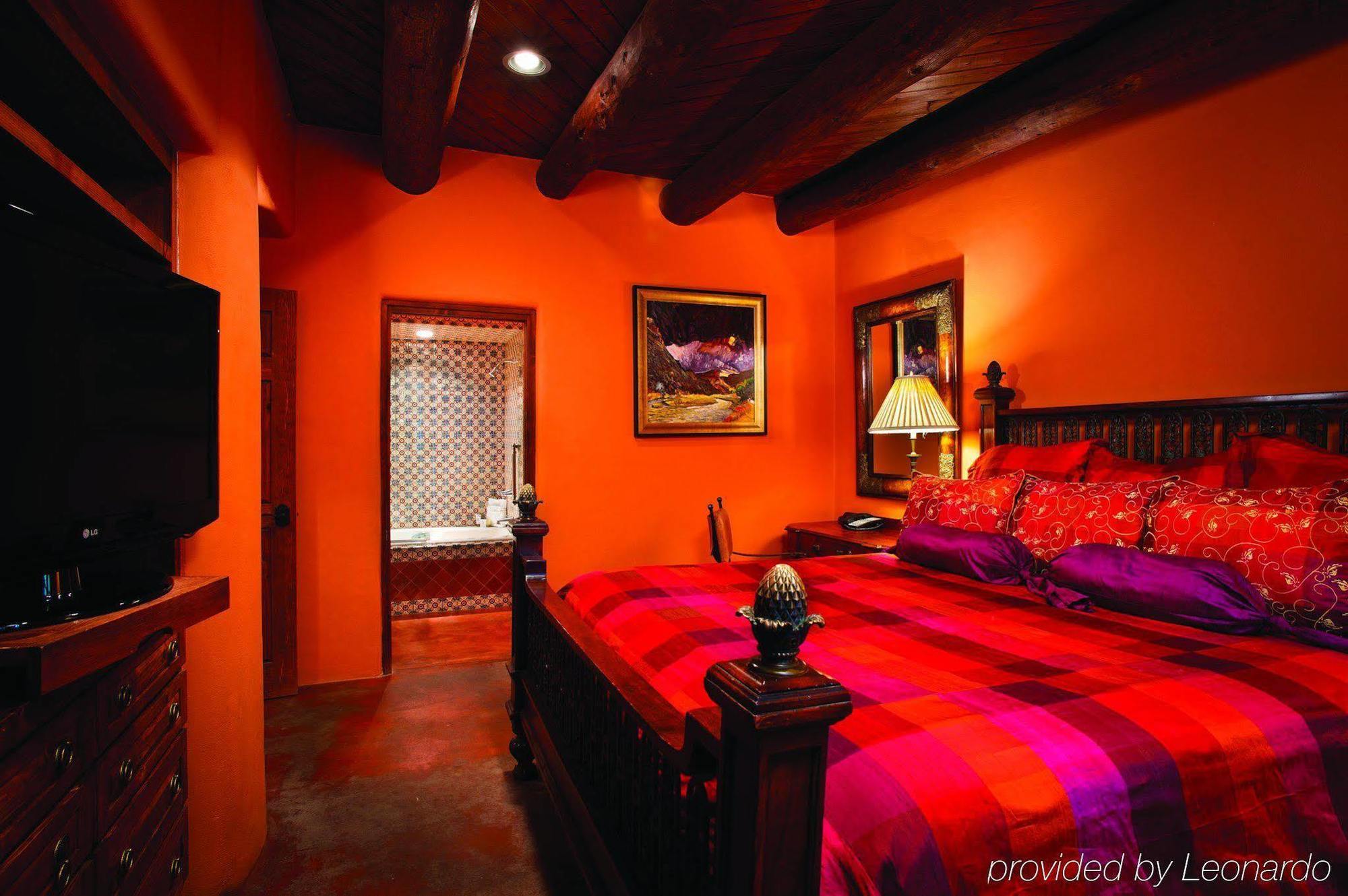 เอล มอนเต ซากราโด - เฮอริเทจ โฮเต็ล แอนด์ รีสอร์ต Hotel เทาส์ ภายนอก รูปภาพ