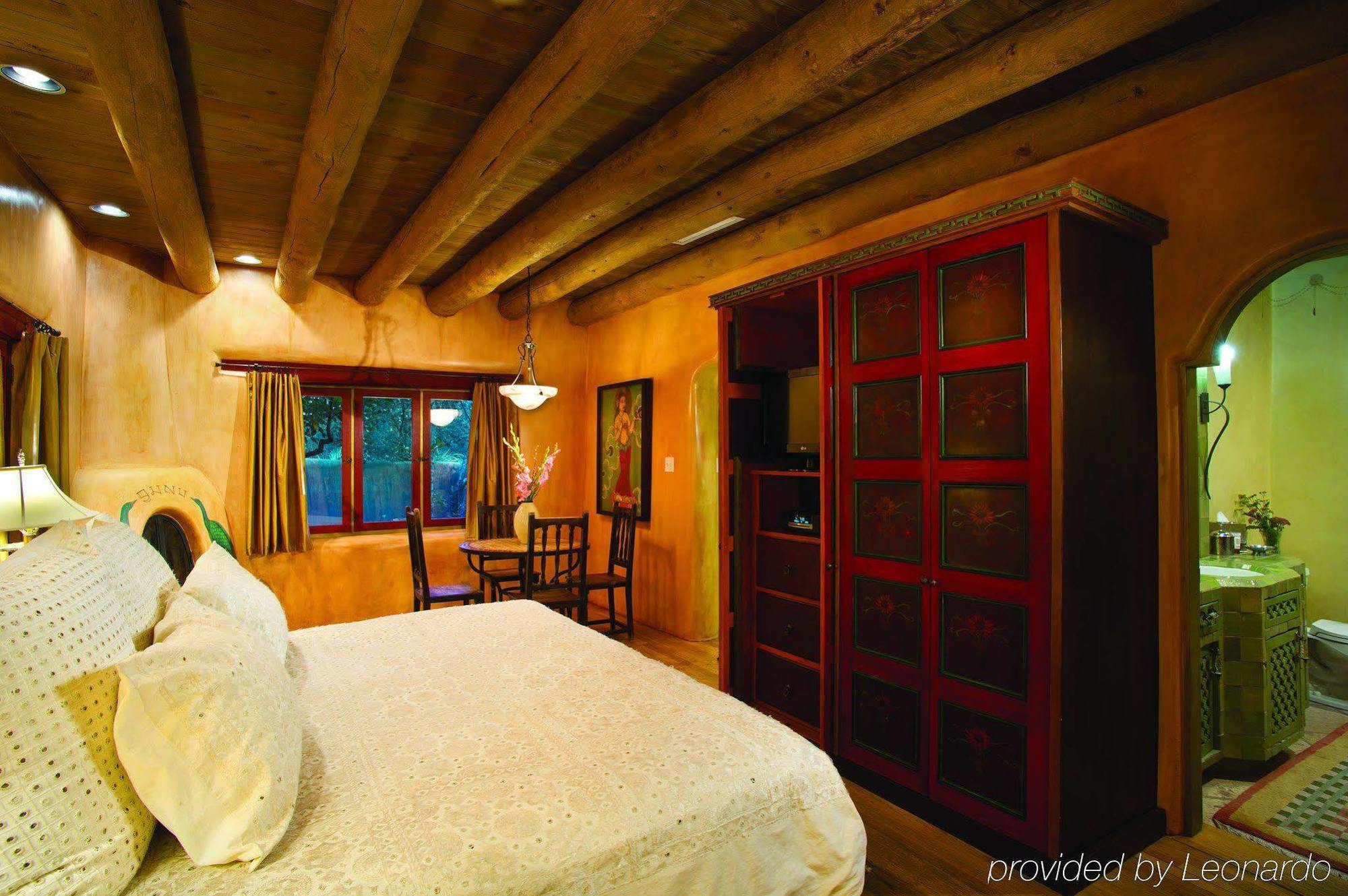 เอล มอนเต ซากราโด - เฮอริเทจ โฮเต็ล แอนด์ รีสอร์ต Hotel เทาส์ ภายนอก รูปภาพ
